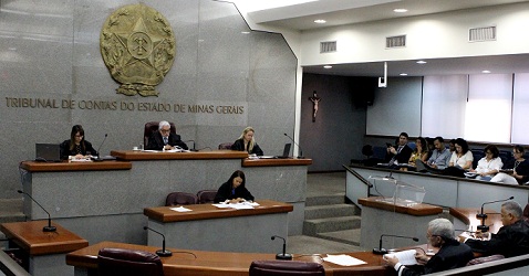 Sessão da Segunda Câmara do TCEMG (Foto: KCoutinho)